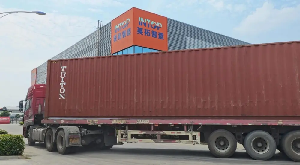 Tanzania klientprojekt: 3 kompletta dryckesproduktionslinjer, 17 x 40'HQ-containrar avgick från Shanghai enligt schema